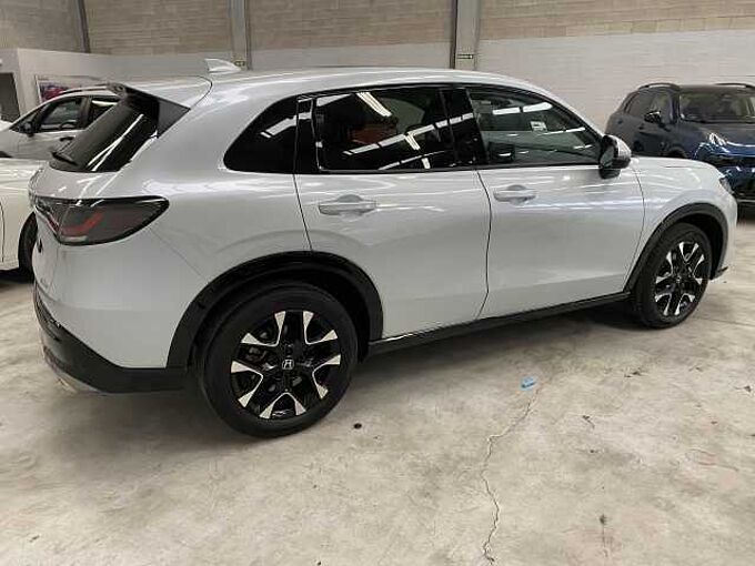 Honda ZRV 2.0 IMMD ADVANCE 4*2 CVT