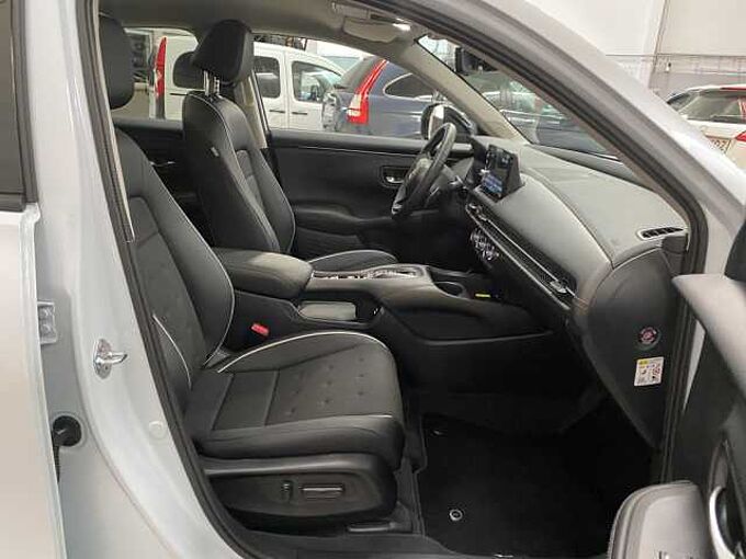 Honda ZRV 2-0 iMMD SPORT CVT