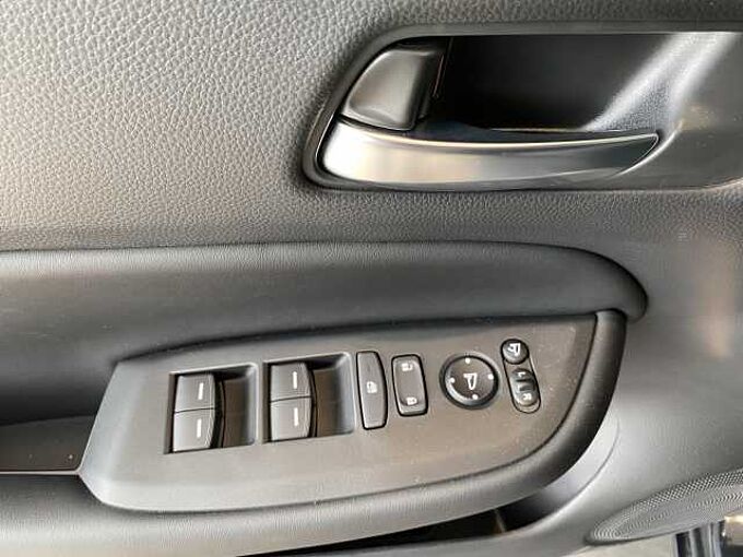 Honda JAZZ 1.5 IMMD ADVANCE CVT